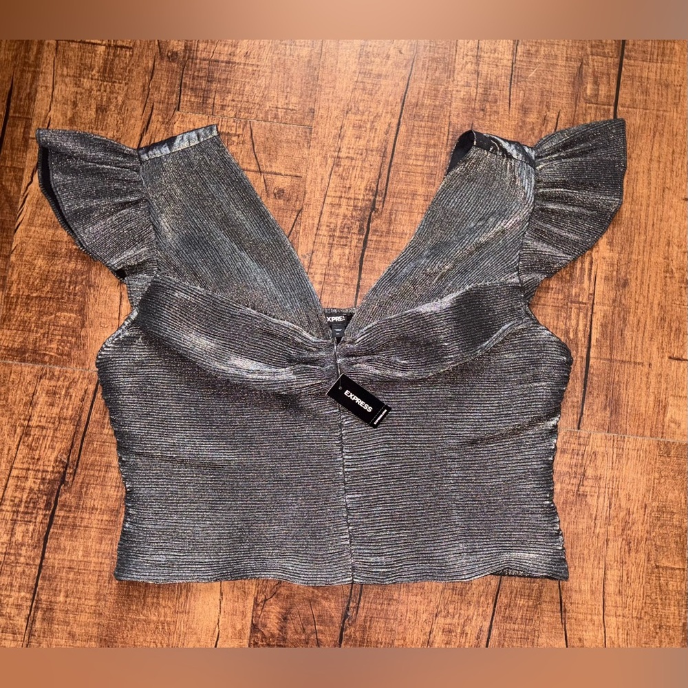 NWT  Express metallic dressy crop blouse